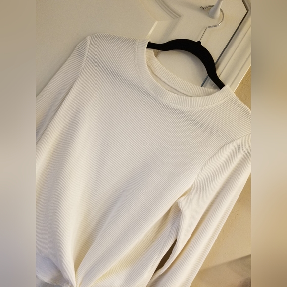 Texture & Thread Madwell * Cream Ribbed Pullover Top - Picture 3 of 5